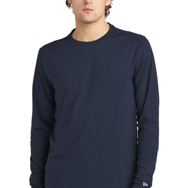 New Era Heritage Blend Long Sleeve Crew Tee Thumbnail